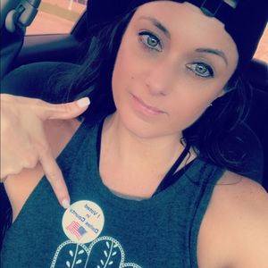 Meet your Posher, Amber